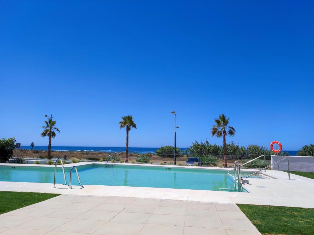 Espectacular Apartamento En Primera Linea De Playa トロクス・コスタ エクステリア 写真